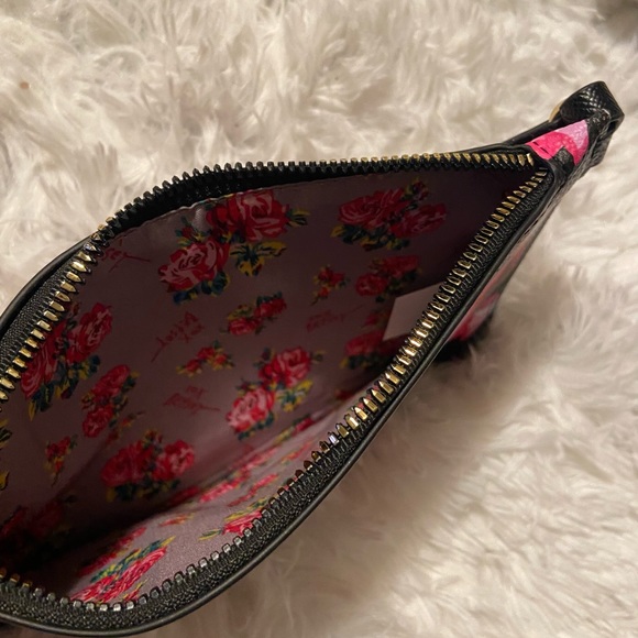 Betsey Johnson Wristlet Clutch - Picture 4 of 7